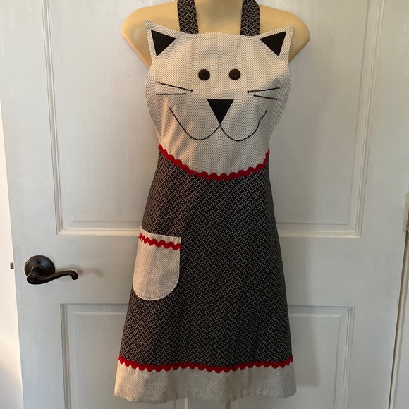 Hand Crafted Other - New Handmade Handcrafted Full Cat Apron